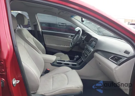 2016 Hyundai Sonata Sport z USA, uszkodzony, nr VIN 5NPE34AF8GH369838